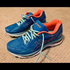 ASICS Nimbus 19 Women’s Size 8.5 Blue and Coral